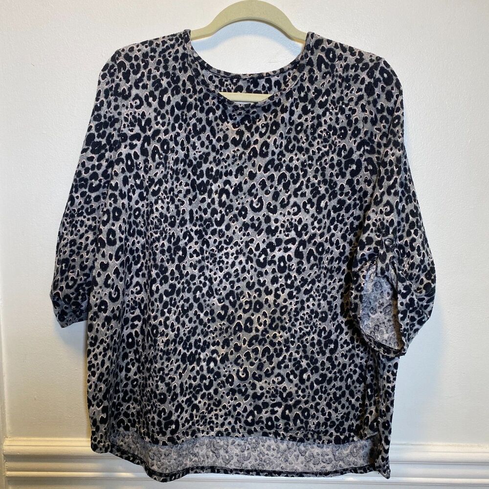 Glam C.D. Daniels Leopard Print Roll Tab Top Gray Black Plus 1X